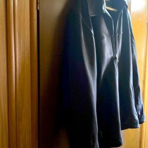 Mens  leather XlT excellent condition!